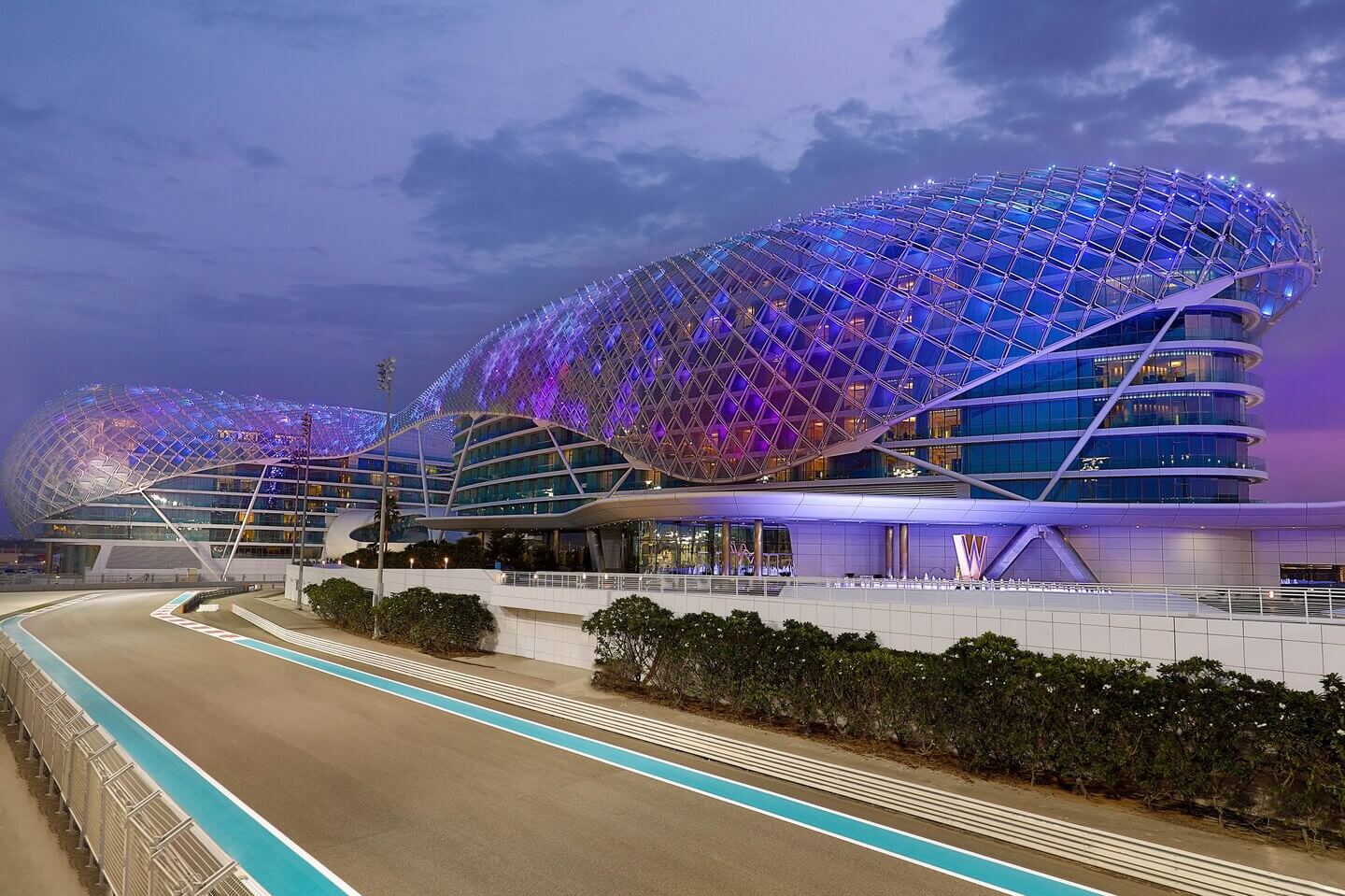 Abu Dhabi Airport to Yas Island: Transfer Options, Costs & What to Know